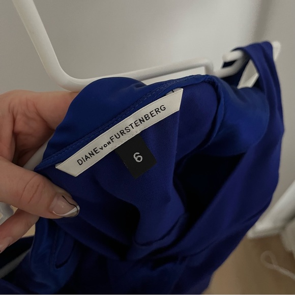 Diane Von Furstenberg Duke Electric Blue dress size 6 - Picture 5 of 9